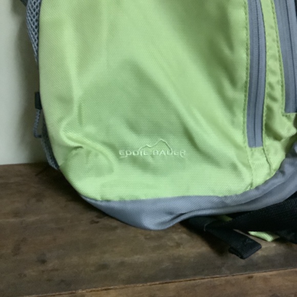 Eddie Bauer ripstop sling bag. - Picture 6 of 7